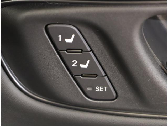 ＺＲ－Ｖ ｅ：ＨＥＶＺ　Ｐセンサー　レザー　サイドエアバック　パワ－シ－ト　ナビＴＶ　ＬＥＤヘッドライト　ＵＳＢ接続　地デジ　Ｓヒーター　サポカー　ＥＴＣ車載器　Ｄレコ　パワーステアリング　スマートキー（43枚目）