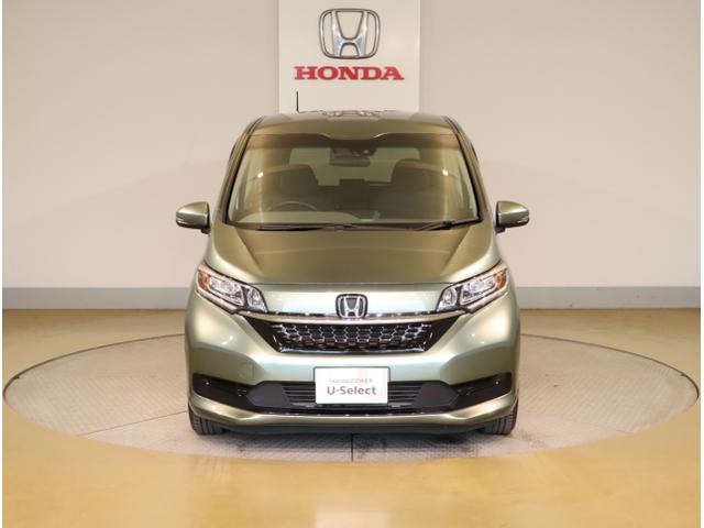 フリード＋ Ｇ・ホンダセンシング　プリクラッシュ　Ｂモニター　両側オートスライドドア　パワーウインド　スマートキー　両席エアバック　ＰＳ　フルセグ　アイドリングＳ　盗難警報装置　クルコン　横滑り防止機能　ＤＶＤ（3枚目）