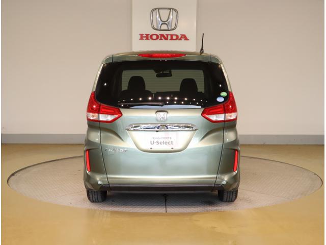 フリード＋ Ｇ・ホンダセンシング　プリクラッシュ　Ｂモニター　両側オートスライドドア　パワーウインド　スマートキー　両席エアバック　ＰＳ　フルセグ　アイドリングＳ　盗難警報装置　クルコン　横滑り防止機能　ＤＶＤ（7枚目）