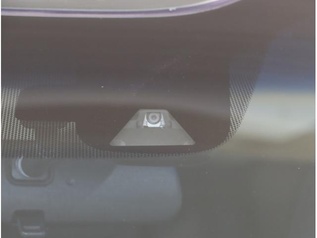 フリード＋ Ｇ・ホンダセンシング　プリクラッシュ　Ｂモニター　両側オートスライドドア　パワーウインド　スマートキー　両席エアバック　ＰＳ　フルセグ　アイドリングＳ　盗難警報装置　クルコン　横滑り防止機能　ＤＶＤ（28枚目）