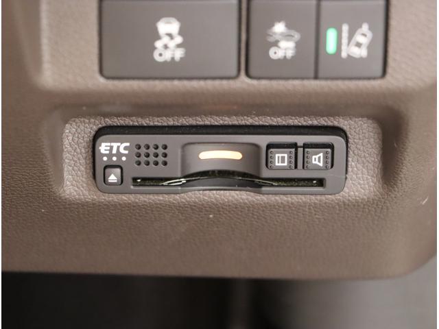 フリード＋ Ｇ・ホンダセンシング　プリクラッシュ　Ｂモニター　両側オートスライドドア　パワーウインド　スマートキー　両席エアバック　ＰＳ　フルセグ　アイドリングＳ　盗難警報装置　クルコン　横滑り防止機能　ＤＶＤ（35枚目）