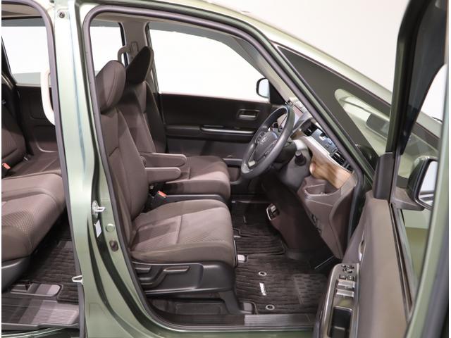 フリード＋ Ｇ・ホンダセンシング　プリクラッシュ　Ｂモニター　両側オートスライドドア　パワーウインド　スマートキー　両席エアバック　ＰＳ　フルセグ　アイドリングＳ　盗難警報装置　クルコン　横滑り防止機能　ＤＶＤ（42枚目）