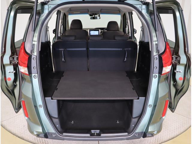 フリード＋ Ｇ・ホンダセンシング　プリクラッシュ　Ｂモニター　両側オートスライドドア　パワーウインド　スマートキー　両席エアバック　ＰＳ　フルセグ　アイドリングＳ　盗難警報装置　クルコン　横滑り防止機能　ＤＶＤ（47枚目）