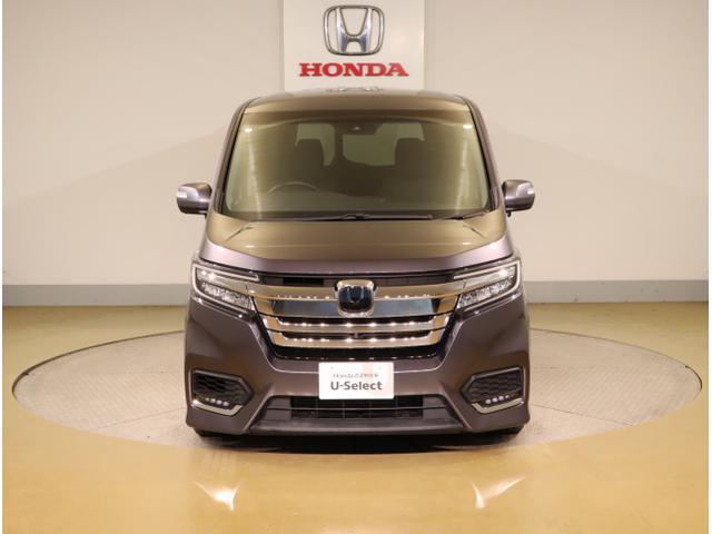 ステップワゴンスパーダ スパーダホンダセンシング　盗難防止　助手席エアバッグ　Ｗパワスラ　地デジ　サイドエアバッグ　ＬＥＤライト　横滑り防止システム　オートエアコン　ＵＳＢ　ナビ＆ＴＶ　三列シート　アイドリングＳ　ＥＴＣ付（3枚目）