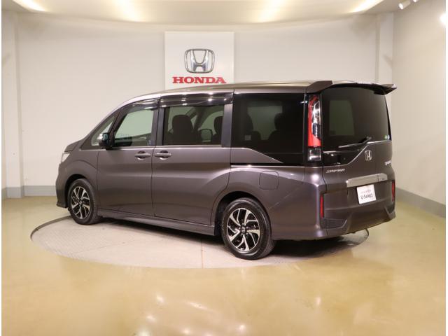 ステップワゴンスパーダ スパーダホンダセンシング　盗難防止　助手席エアバッグ　Ｗパワスラ　地デジ　サイドエアバッグ　ＬＥＤライト　横滑り防止システム　オートエアコン　ＵＳＢ　ナビ＆ＴＶ　三列シート　アイドリングＳ　ＥＴＣ付（6枚目）