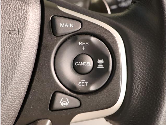 ステップワゴンスパーダ スパーダホンダセンシング　盗難防止　助手席エアバッグ　Ｗパワスラ　地デジ　サイドエアバッグ　ＬＥＤライト　横滑り防止システム　オートエアコン　ＵＳＢ　ナビ＆ＴＶ　三列シート　アイドリングＳ　ＥＴＣ付（31枚目）