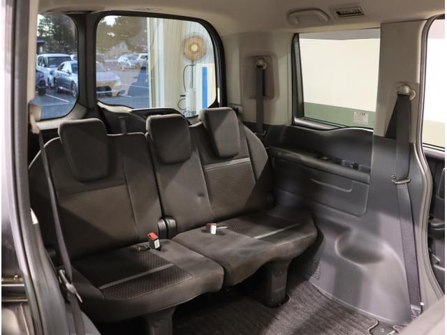 ステップワゴンスパーダ スパーダホンダセンシング　盗難防止　助手席エアバッグ　Ｗパワスラ　地デジ　サイドエアバッグ　ＬＥＤライト　横滑り防止システム　オートエアコン　ＵＳＢ　ナビ＆ＴＶ　三列シート　アイドリングＳ　ＥＴＣ付（46枚目）