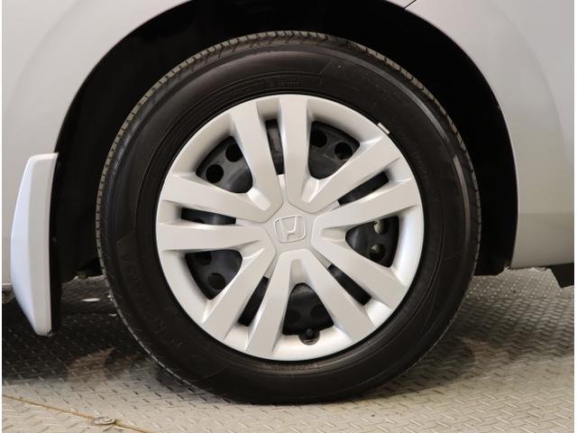 フィット e:HEVホーム 前後誤発進抑制機能 クリソナ 助手席エアバッグ 運転席エアバッグ アイドリングストップ LEDライト USB接続 バックカメラ ABS サイドエアバッグ オートクルーズコントロール(46枚目)