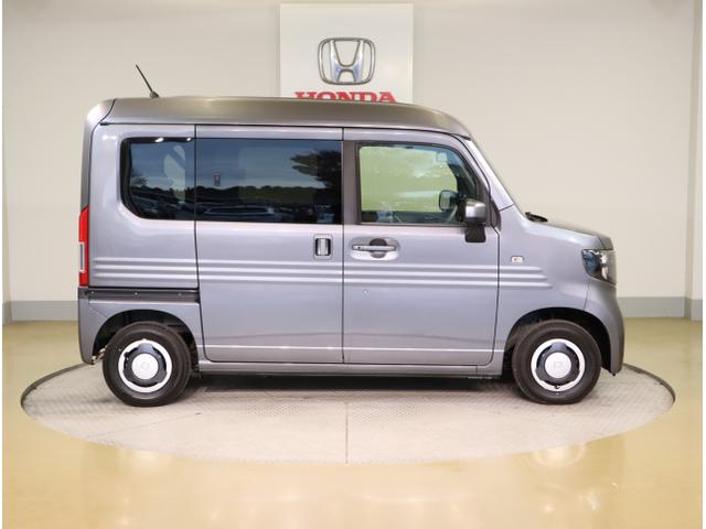 Ｎ－ＶＡＮ＋スタイル ファン・ホンダセンシング　Ｉ－ＳＴＯＰ　イモビライザー　ＵＳＢポート　横滑り防止　キーフリーシステム　フルオートエアコン　ＬＥＤ　オートライト　スマートキー　両面スライドドア　ＰＷ　運転席エアバッグ（8枚目）