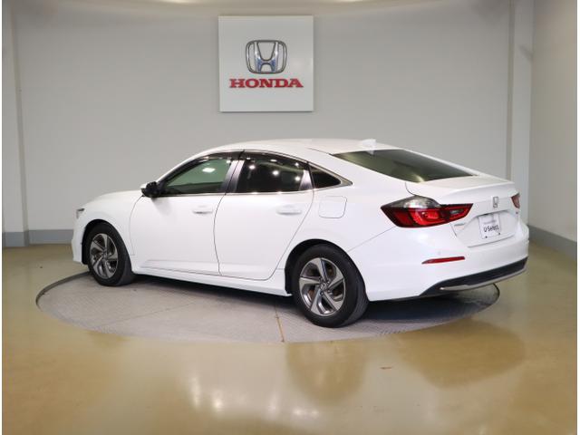 インサイト ＬＸ　アイドリングストップ　地デジフルセグ　オートクルーズコントロール　クリアランスソナー　フルオートエアコン　リアカメラ　ＤＶＤ　衝突軽減ブレーキ　ＡＢＳ　ＬＥＤ　シートヒーター　横滑防止　ドラレコ（5枚目）