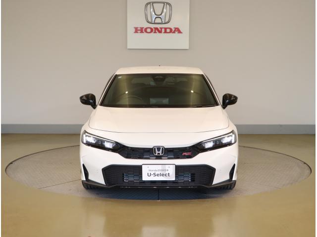 シビック ＲＳ　ＬＥＤヘッド　コーナーセンサー　衝突被害軽減ブレーキ　Ｂカメラ　シートヒーター　パワ－シ－ト　フルセグＴＶ　スマートキー　クルーズコントロール　ＵＳＢ　セキュリティアラーム　ドラレコ　ＥＴＣ（10枚目）