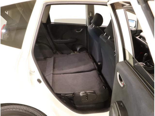 フィット １３Ｇ・スマートセレクションファインスタイル　ＵＳＢ　インテリキー　キーレス　フルオートエアコン　バックカメラ付き　パワーウィンドウ　ＥＴＣ　両席エアバック　エアバック　ドライブレコーダー　ナビＴＶ（38枚目）