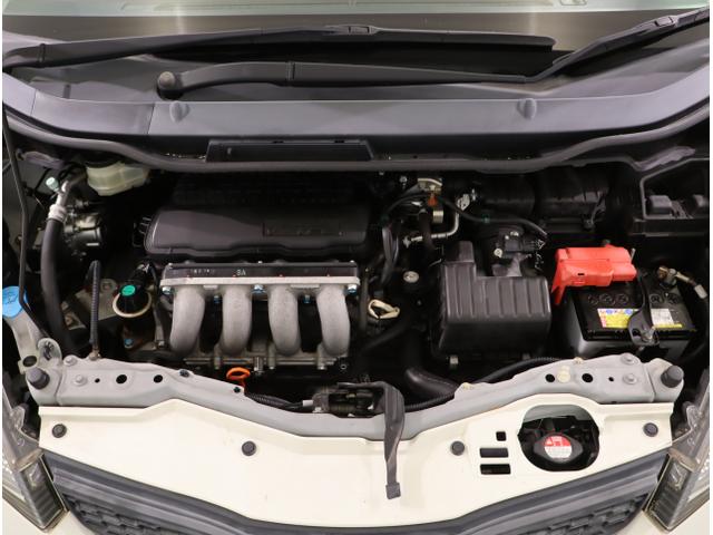 フィット １３Ｇ・スマートセレクションファインスタイル　ＵＳＢ　インテリキー　キーレス　フルオートエアコン　バックカメラ付き　パワーウィンドウ　ＥＴＣ　両席エアバック　エアバック　ドライブレコーダー　ナビＴＶ（42枚目）