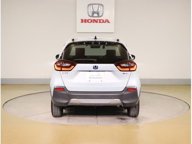 フィット e:HEVクロスター 衝突回避システム フルオートエアコン 前後センサー LEDランプ エアバッグ サイドエアバック 地デジ オートクルーズコントロール VSA ETC バックカメラ USB パワステ(12枚目)