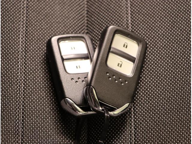 フィット e:HEVクロスター 衝突回避システム フルオートエアコン 前後センサー LEDランプ エアバッグ サイドエアバック 地デジ オートクルーズコントロール VSA ETC バックカメラ USB パワステ(26枚目)