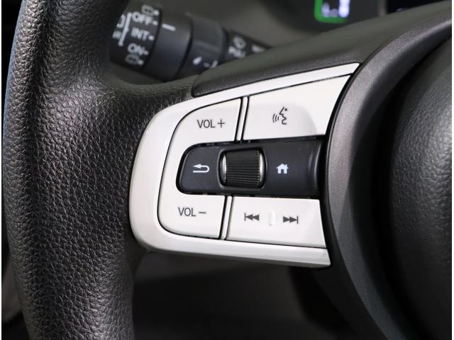 フィット e:HEVクロスター 衝突回避システム フルオートエアコン 前後センサー LEDランプ エアバッグ サイドエアバック 地デジ オートクルーズコントロール VSA ETC バックカメラ USB パワステ(31枚目)