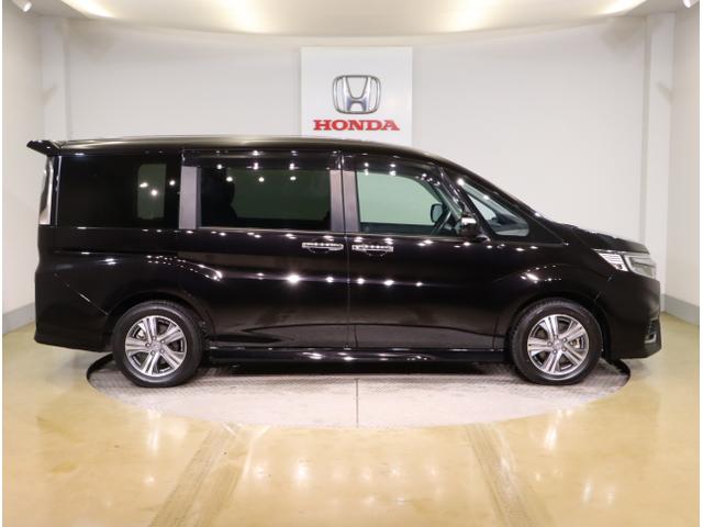 ステップワゴンスパーダ ｅ：ＨＥＶスパーダＧ・ＥＸホンダセンシング　エアバック　Ｐアシスト　地デジ　クルコン　サイドエアバッグ　シ－トヒ－タ－　衝突軽減システム　スマキー　ＬＥＤランプ　ドラレコ　ＵＳＢ接続　ＡＢＳ（8枚目）