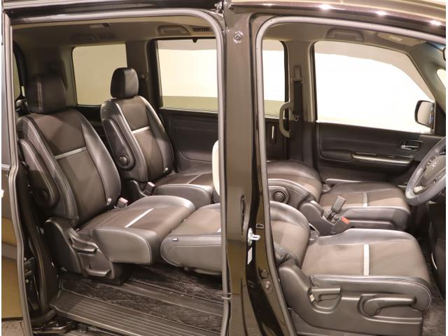 ステップワゴンスパーダ ｅ：ＨＥＶスパーダＧ・ＥＸホンダセンシング　エアバック　Ｐアシスト　地デジ　クルコン　サイドエアバッグ　シ－トヒ－タ－　衝突軽減システム　スマキー　ＬＥＤランプ　ドラレコ　ＵＳＢ接続　ＡＢＳ（48枚目）