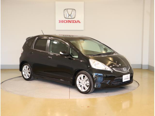 フィット ＲＳ　運転席エアバック　キ－レス　セキュリティアラーム　ワンセグＴＶ　ナビ＆ＴＶ　ＡＡＣ　ＥＴＣ　ＰＷ　ＡＢＳ　パワーステ　スマートキーシステム　両席エアバック（9枚目）