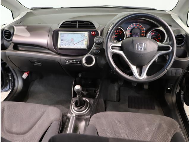 フィット ＲＳ　運転席エアバック　キ－レス　セキュリティアラーム　ワンセグＴＶ　ナビ＆ＴＶ　ＡＡＣ　ＥＴＣ　ＰＷ　ＡＢＳ　パワーステ　スマートキーシステム　両席エアバック（14枚目）