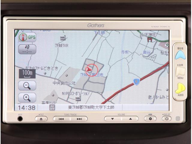 フィット ＲＳ　運転席エアバック　キ－レス　セキュリティアラーム　ワンセグＴＶ　ナビ＆ＴＶ　ＡＡＣ　ＥＴＣ　ＰＷ　ＡＢＳ　パワーステ　スマートキーシステム　両席エアバック（18枚目）