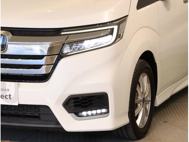 ステップワゴンスパーダ ｅ：ＨＥＶスパーダＧ・ＥＸホンダセンシング　エアバック　地デジ　クルコン　サイドエアバッグ　シ－トヒ－タ－　衝突軽減システム　スマキー　ＬＥＤランプ　ドラレコ　ＵＳＢ接続　ＡＢＳ　キーレス　ＥＴＣ（11枚目）