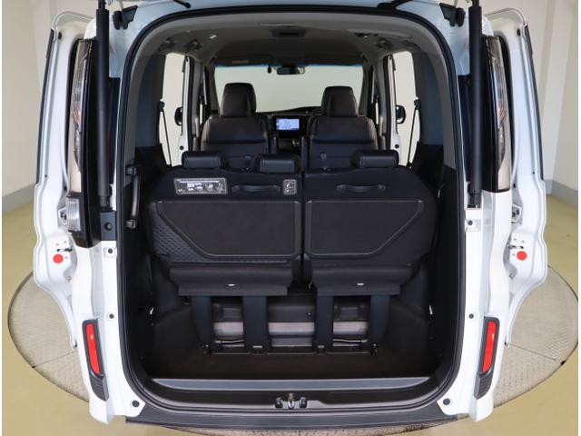 ステップワゴンスパーダ ｅ：ＨＥＶスパーダＧ・ＥＸホンダセンシング　エアバック　地デジ　クルコン　サイドエアバッグ　シ－トヒ－タ－　衝突軽減システム　スマキー　ＬＥＤランプ　ドラレコ　ＵＳＢ接続　ＡＢＳ　キーレス　ＥＴＣ（47枚目）