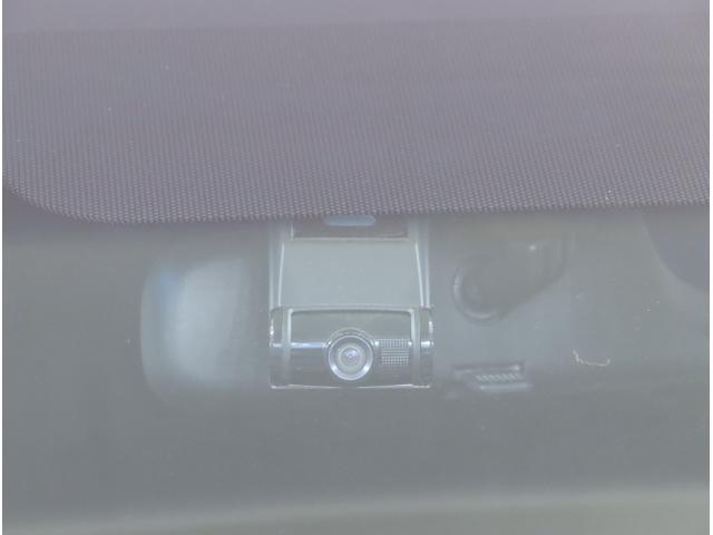 フィットハイブリッド Ｆ　地デジＴＶ　ナビＴＶ　リアカメラ　横滑り防止装置　フルオートエアコン　イモビライザー　ドライブレコーダー　キーフリーシステム　全席パワーウインドウ　パワーステアリング　アクティブクルーズ　ＡＢＳ（34枚目）