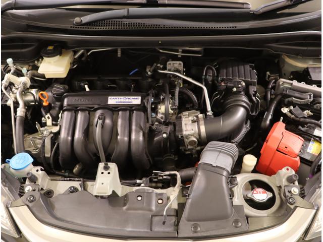 フィットハイブリッド Ｆ　地デジＴＶ　ナビＴＶ　リアカメラ　横滑り防止装置　フルオートエアコン　イモビライザー　ドライブレコーダー　キーフリーシステム　全席パワーウインドウ　パワーステアリング　アクティブクルーズ　ＡＢＳ（48枚目）