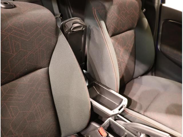 フィットハイブリッド Ｓパッケージ　サイドエアバック　リアカメラ　ＶＳＡ　クルコン　地デジＴＶ　イモビライザー　パワーウィンドウ　スマキー　ＤＶＤ再生　ナビＴＶ　ＥＴＣ付　Ｗエアバック　パワステ　エアバッグ　ＡＡＣ　ＡＢＳ（38枚目）