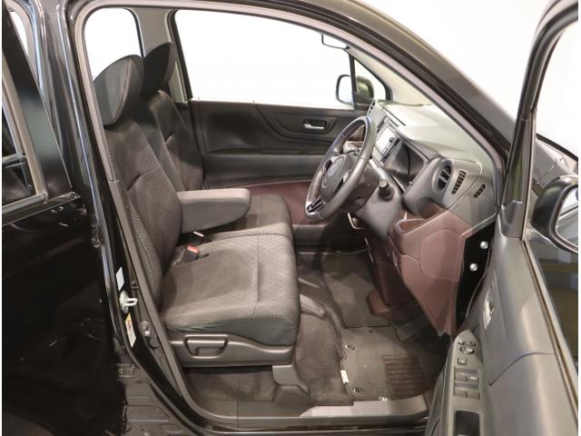 Ｎ－ＷＧＮカスタム Ｇ　衝突軽減　カーテンエアバッグ　１セグＴＶ　盗難防止システム　横滑防止　アイドルストップ　スマートキープッシュスタート　オートエアコン　パワーウィンドウ　ベンチシート　運転席助手席エアバッグ　ＵＳＢ（28枚目）