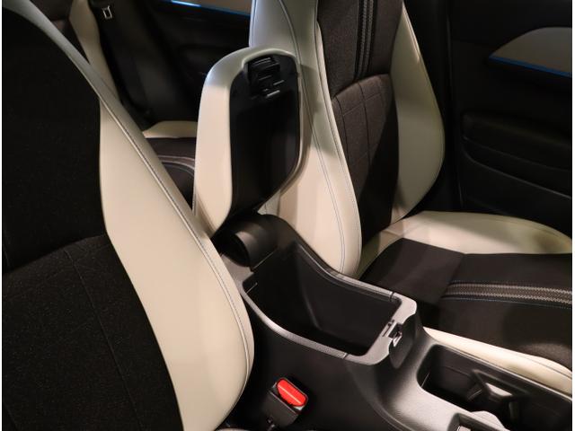 ヴェゼル ｅ：ＨＥＶＺ・ＰＬａＹパッケージ　『いまコレ＋新品フロアマット付き』　ＥＴＣ　ＬＥＤ　パノラマルーフ　マルチビューカメラ　パーキングセンサー　パワーバックドア　シートヒーター　４ＷＤ　クルーズコントロール　サイドカーテンエアバック（39枚目）