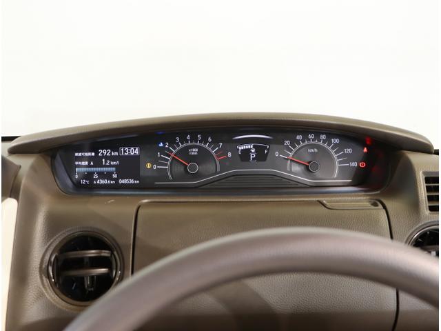 N-BOX L USB入力 DVD視聴可能 LEDランプ シートヒータ 運転席エアバッグ イモビライザー キーフリー Rカメ パワーウインドウ ナビTV 助手席エアバッグ エアコン 地デジ PS 横滑り防止機能(16枚目)