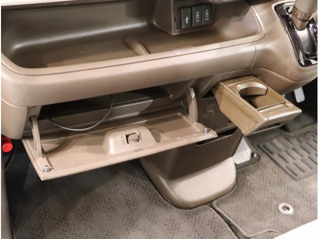 N-BOX L USB入力 DVD視聴可能 LEDランプ シートヒータ 運転席エアバッグ イモビライザー キーフリー Rカメ パワーウインドウ ナビTV 助手席エアバッグ エアコン 地デジ PS 横滑り防止機能(38枚目)