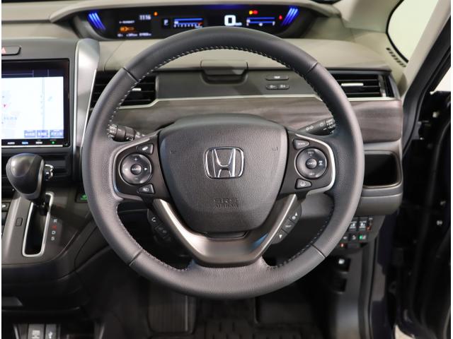 フリード G 両側自動ドア DVD再生機能 セキュリティアラーム スマートキーシステム 運転席エアバッグ AC パワーウインド 横滑り防止 LEDライト Iストップ キーフリーシステム フルセグ USB ABS(16枚目)