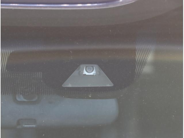 フリード G 両側自動ドア DVD再生機能 セキュリティアラーム スマートキーシステム 運転席エアバッグ AC パワーウインド 横滑り防止 LEDライト Iストップ キーフリーシステム フルセグ USB ABS(28枚目)