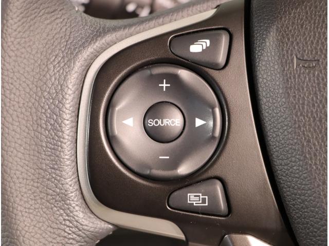 フリード G 両側自動ドア DVD再生機能 セキュリティアラーム スマートキーシステム 運転席エアバッグ AC パワーウインド 横滑り防止 LEDライト Iストップ キーフリーシステム フルセグ USB ABS(32枚目)