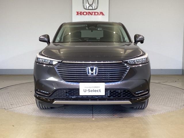 ヴェゼル ｅ：ＨＥＶＺ　地上デジタル　ＵＳＢ入力　ハンズフリーテールゲート　シートＨ　サイドエアＢ　パークセンサー　ＬＥＤヘットライト　ＥＳＣ　パワステ　ＡＡＣ　エアバック　アクティブクルーズ　ナビ＆ＴＶ（2枚目）