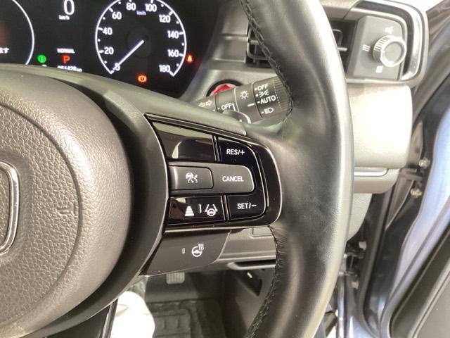 ヴェゼル ｅ：ＨＥＶＺ　地上デジタル　ＵＳＢ入力　ハンズフリーテールゲート　シートＨ　サイドエアＢ　パークセンサー　ＬＥＤヘットライト　ＥＳＣ　パワステ　ＡＡＣ　エアバック　アクティブクルーズ　ナビ＆ＴＶ（26枚目）