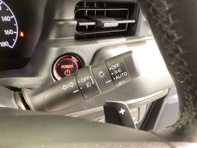 ヴェゼル ｅ：ＨＥＶＺ　地上デジタル　ＵＳＢ入力　ハンズフリーテールゲート　シートＨ　サイドエアＢ　パークセンサー　ＬＥＤヘットライト　ＥＳＣ　パワステ　ＡＡＣ　エアバック　アクティブクルーズ　ナビ＆ＴＶ（30枚目）