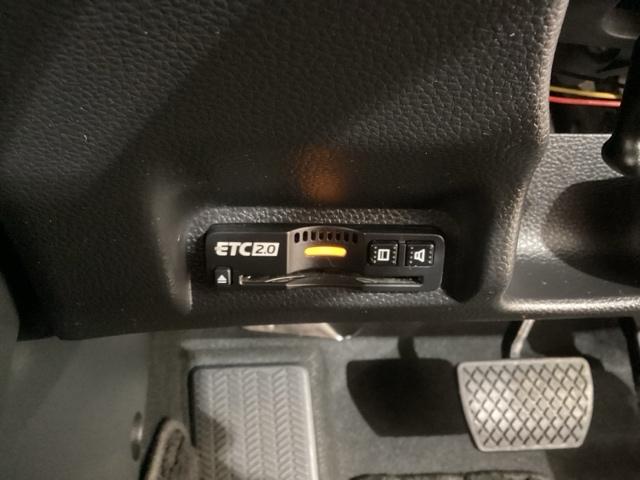 ヴェゼル ｅ：ＨＥＶＺ　地上デジタル　ＵＳＢ入力　ハンズフリーテールゲート　シートＨ　サイドエアＢ　パークセンサー　ＬＥＤヘットライト　ＥＳＣ　パワステ　ＡＡＣ　エアバック　アクティブクルーズ　ナビ＆ＴＶ（31枚目）