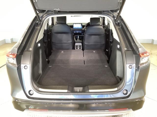 ヴェゼル ｅ：ＨＥＶＺ　地上デジタル　ＵＳＢ入力　ハンズフリーテールゲート　シートＨ　サイドエアＢ　パークセンサー　ＬＥＤヘットライト　ＥＳＣ　パワステ　ＡＡＣ　エアバック　アクティブクルーズ　ナビ＆ＴＶ（42枚目）