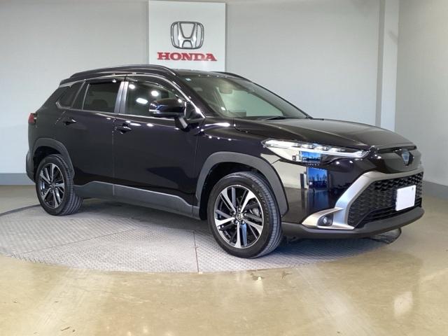 カローラクロス ハイブリッドＺ　パワーバック　電動シ－ト　ＵＳＢ接続　ドライブレコーダ　シ－トヒ－タ－　プリクラッシュセーフティシステム　キーレスエントリー　アイドリングストップ　横滑防止装置　ＡＡＣ　ソナー（9枚目）