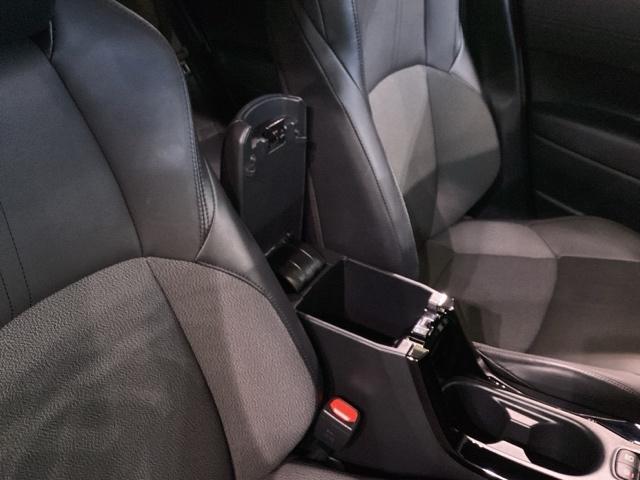 カローラクロス ハイブリッドＺ　パワーバック　電動シ－ト　ＵＳＢ接続　ドライブレコーダ　シ－トヒ－タ－　プリクラッシュセーフティシステム　キーレスエントリー　アイドリングストップ　横滑防止装置　ＡＡＣ　ソナー（35枚目）