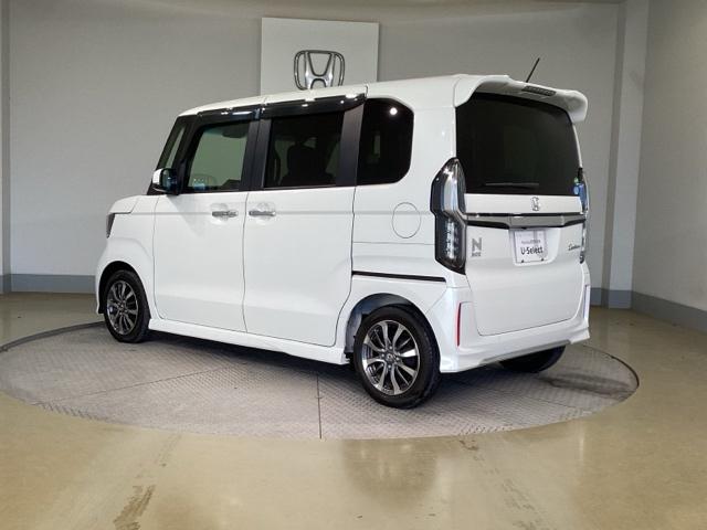 Ｎ－ＢＯＸカスタム Ｌ　『いまコレ＋新品フロアマット付き』　両席エアバック　Ｂモニタ　ブレーキサポート　セキュリティー　ＬＥＤランプ　キーレスエントリー　ＳＲＳ　横滑り防止機能　片側電動両側スライドドア　パワーステアリング（5枚目）