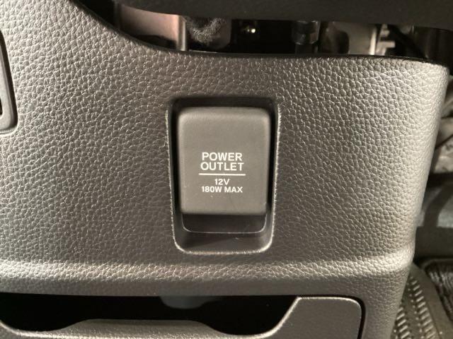 Ｎ－ＢＯＸカスタム Ｌ　『いまコレ＋新品フロアマット付き』　両席エアバック　Ｂモニタ　ブレーキサポート　セキュリティー　ＬＥＤランプ　キーレスエントリー　ＳＲＳ　横滑り防止機能　片側電動両側スライドドア　パワーステアリング（32枚目）