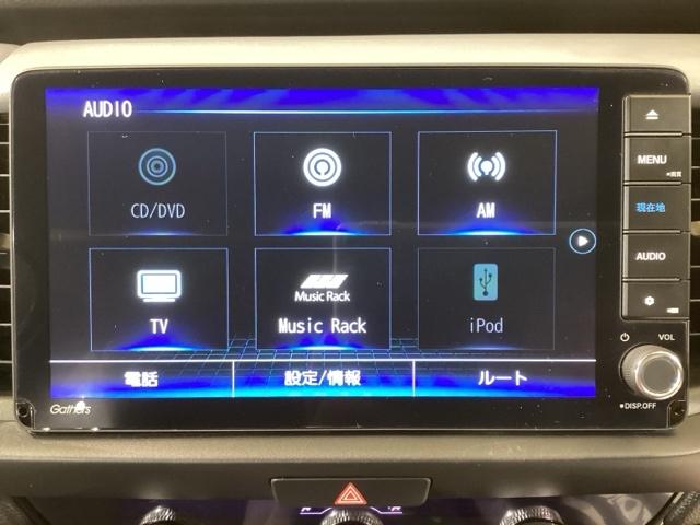 フィット ＲＳ　サポカー　ＵＳＢ接続　盗難防止システム　ＡＵＴＯライト　リヤカメラ　ＤＶＤ再生　ＬＥＤライト　ＡＢＳ　ＥＳＣ　サイドエアバッグ　キーレス　フルオートエアコン　スマートキー　フルセグＴＶ　クルコン（21枚目）