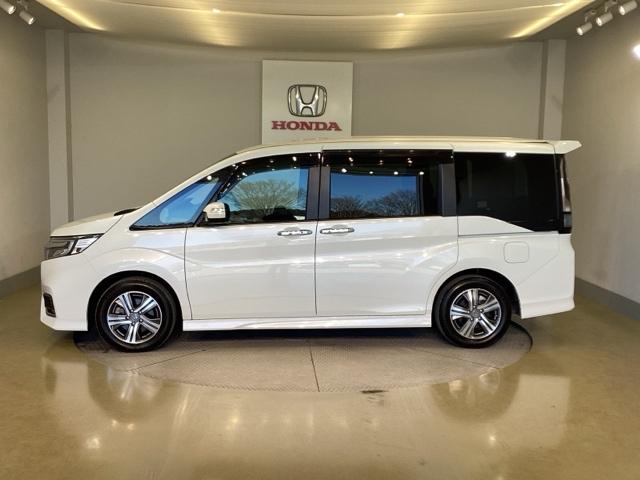 ステップワゴンスパーダ e:HEVスパーダG・EXホンダセンシング オートクルーズ 左右電動スライドドア フルセグテレビ ダブルエアコン 誤発進抑制 Bモニ セキュリティアラーム フルオートエアコン スマートキーシステム(4枚目)