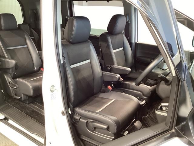 ステップワゴンスパーダ e:HEVスパーダG・EXホンダセンシング オートクルーズ 左右電動スライドドア フルセグテレビ ダブルエアコン 誤発進抑制 Bモニ セキュリティアラーム フルオートエアコン スマートキーシステム(40枚目)