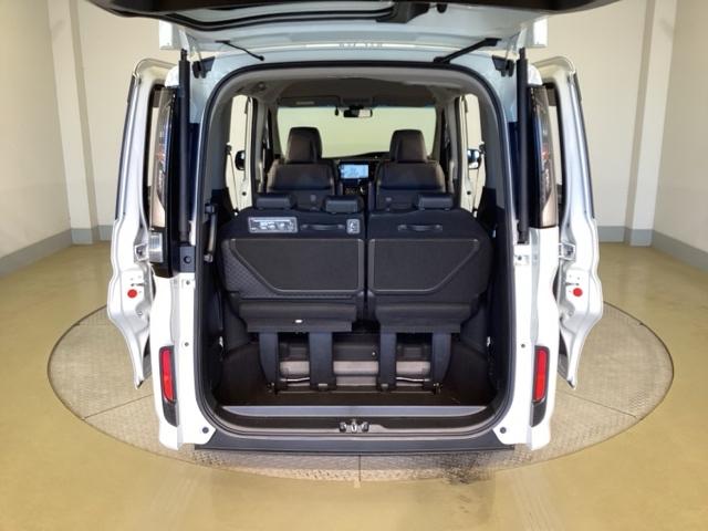 ステップワゴンスパーダ e:HEVスパーダG・EXホンダセンシング オートクルーズ 左右電動スライドドア フルセグテレビ ダブルエアコン 誤発進抑制 Bモニ セキュリティアラーム フルオートエアコン スマートキーシステム(43枚目)